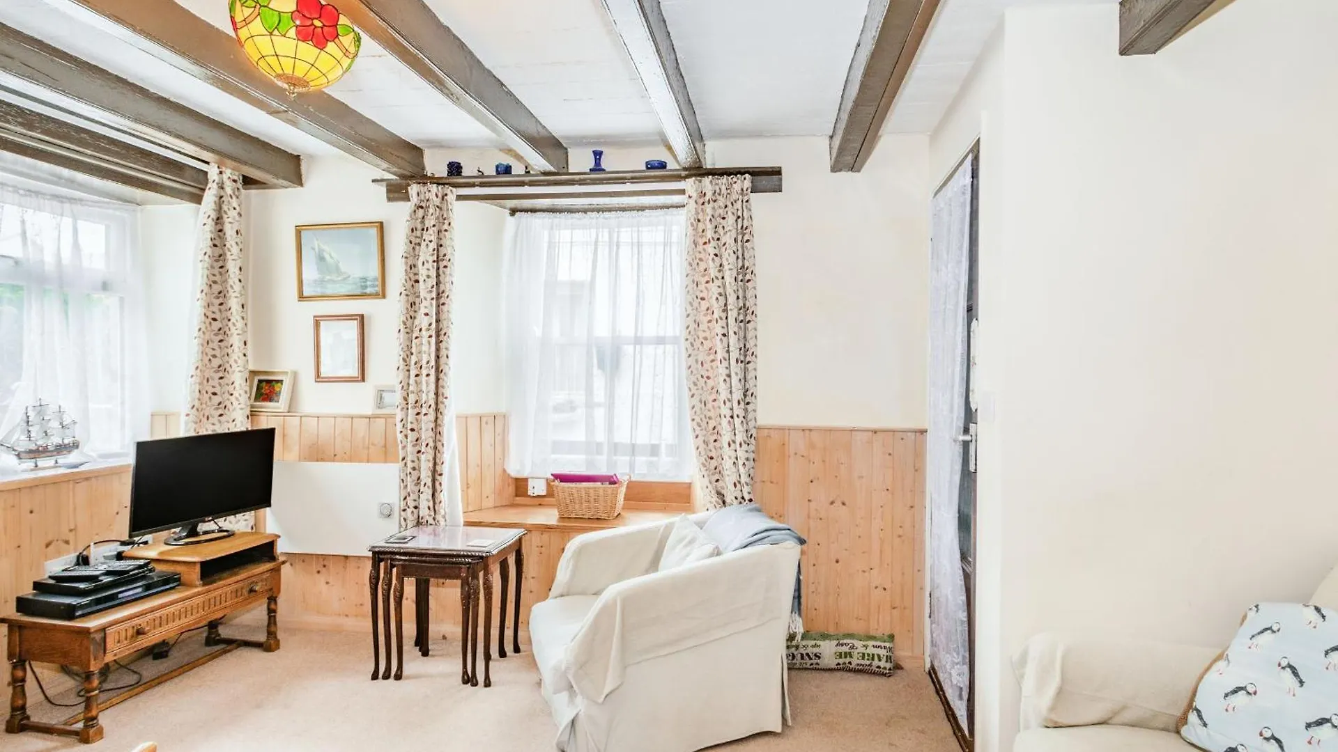 Duck Cottage Bridlington 0*,